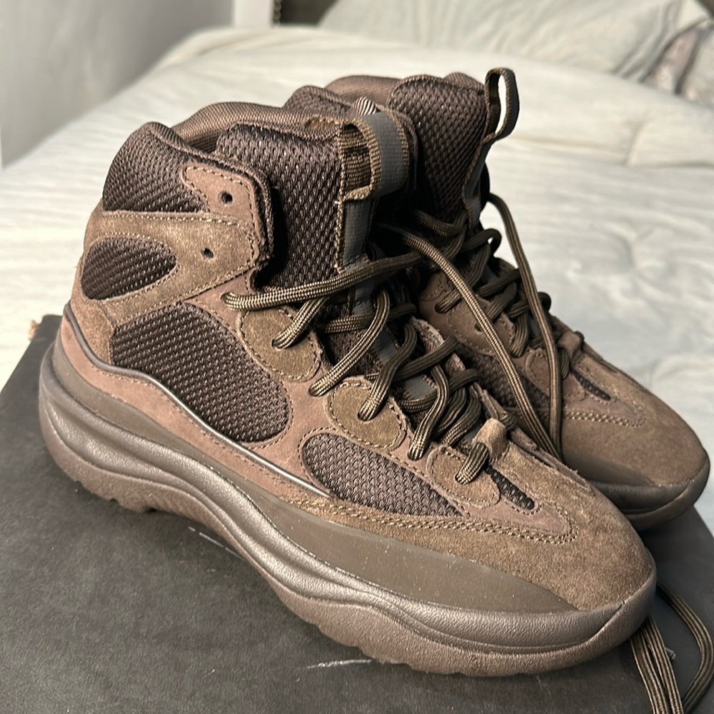 Yeezy season 7 Desert boots